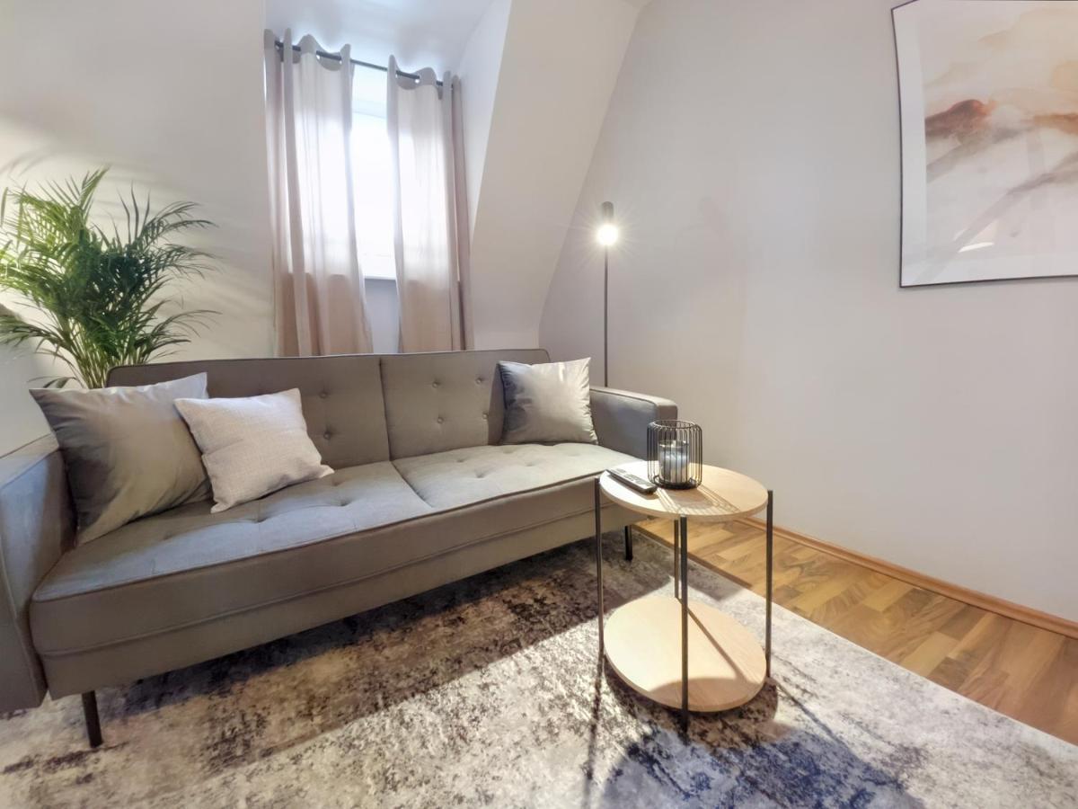 Milpau Recklinghausen1 - Modernes Und Zentrales Premium-Apartment Mit Queensize-Bett, Netflix, Nespresso, Smart-Tv Und Privatparkplatz Buitenkant foto
