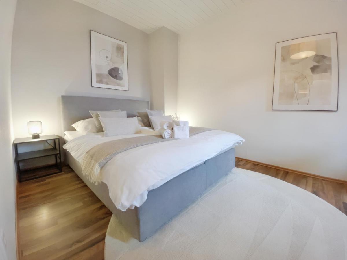 Milpau Recklinghausen1 - Modernes Und Zentrales Premium-Apartment Mit Queensize-Bett, Netflix, Nespresso, Smart-Tv Und Privatparkplatz Buitenkant foto