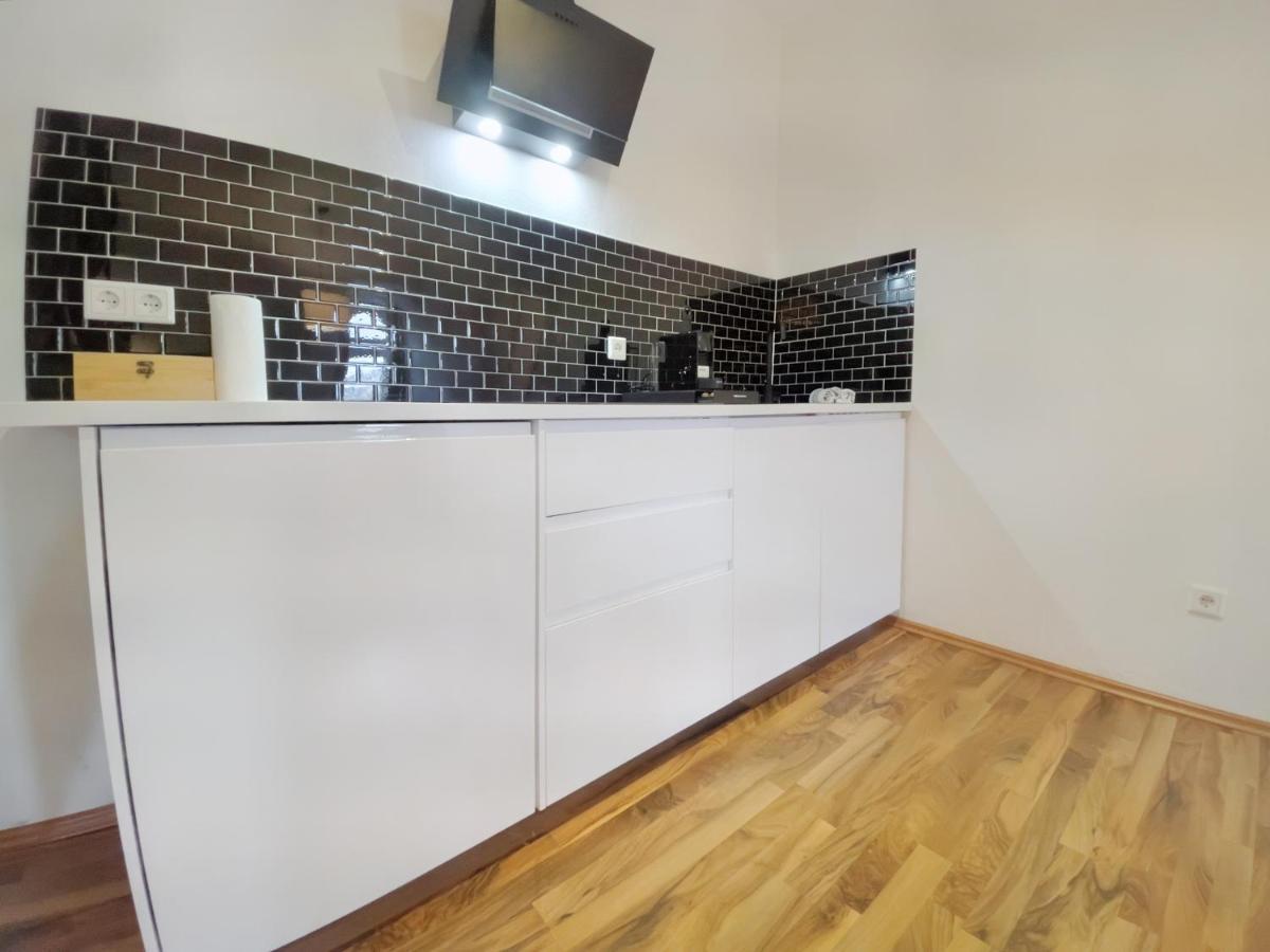 Milpau Recklinghausen1 - Modernes Und Zentrales Premium-Apartment Mit Queensize-Bett, Netflix, Nespresso, Smart-Tv Und Privatparkplatz Buitenkant foto