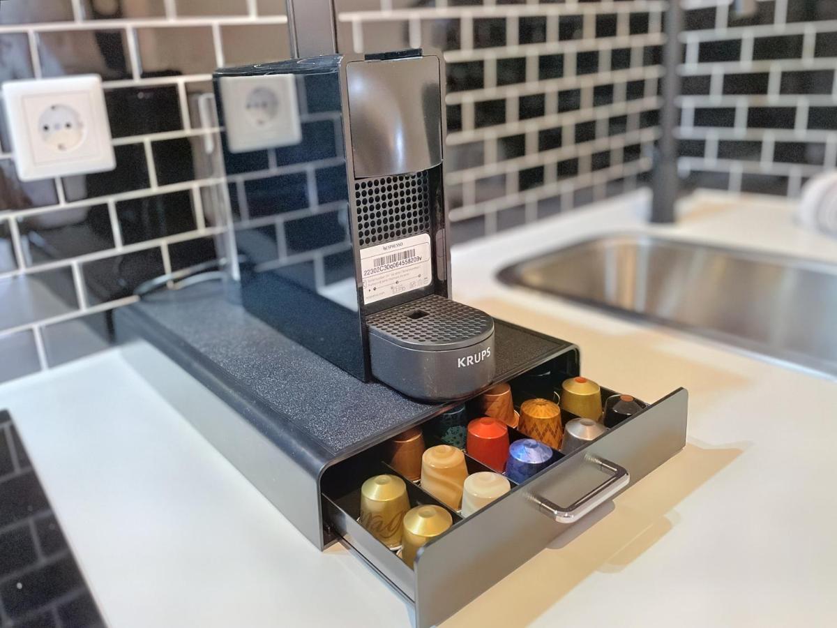 Milpau Recklinghausen1 - Modernes Und Zentrales Premium-Apartment Mit Queensize-Bett, Netflix, Nespresso, Smart-Tv Und Privatparkplatz Buitenkant foto
